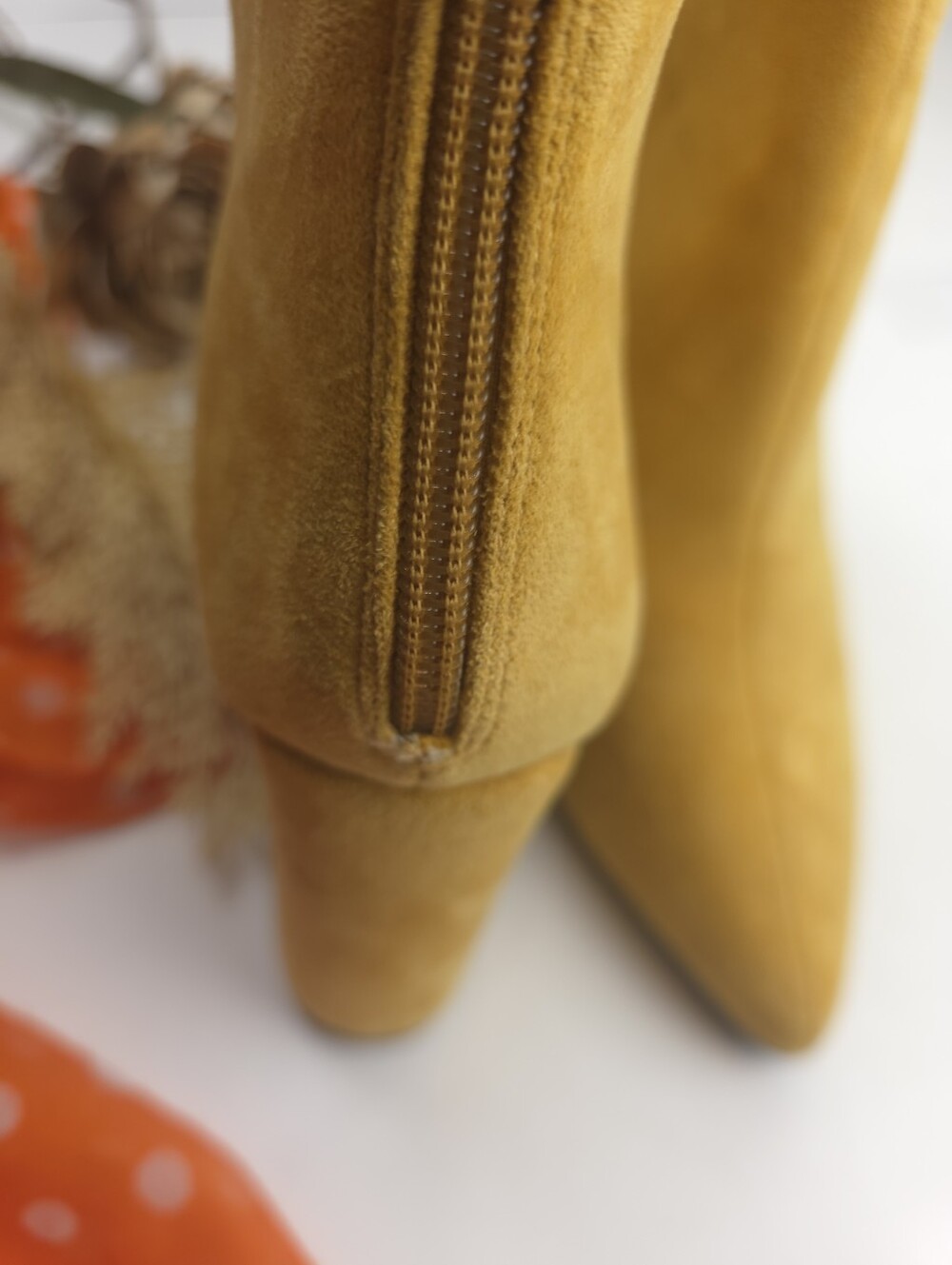 So Me Gold Suede Boots Sz 7m - Picture 9 of 11